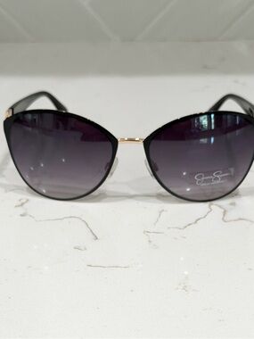 Jessica Simpson Oversized Sunglasses Signature Style